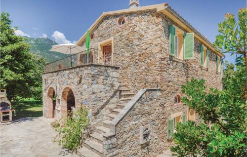 Santa-Maria-Poggio Casa | Beautiful Home In Santa Maria Poggio