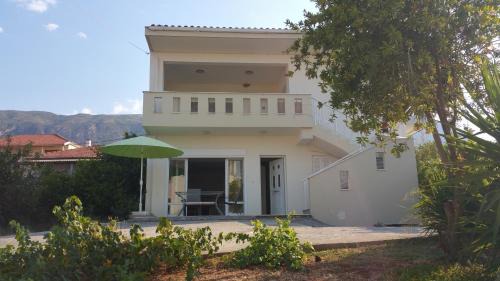 Xylokastro-Evrostina Apartamento | Beautiful home
