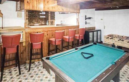 Maubert-Fontaine Casa | Beautiful Home In Maubert-Fontaine