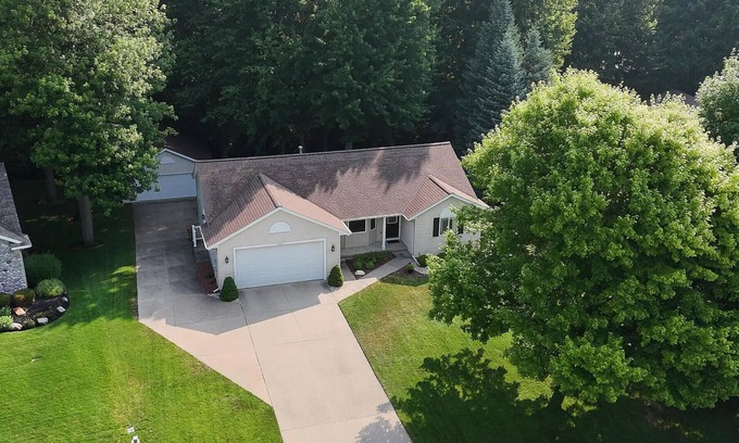Hudsonville Casa | Beautiful home in a central, convenient location