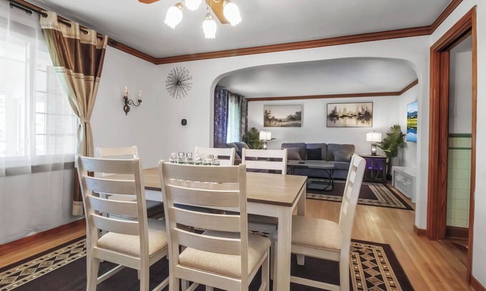 Cheektowaga Casa | Beautiful Home in Buffalo near Airport with AC, WiFi, 3King Beds & Free Parking