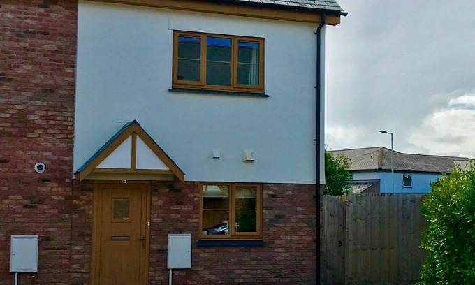Braunton Casa | Hermosa casa nueva en el centro del pueblo