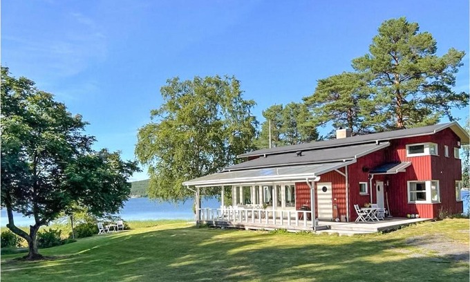 Domsjo Casa | Beautiful Home In Domsjö With Sauna