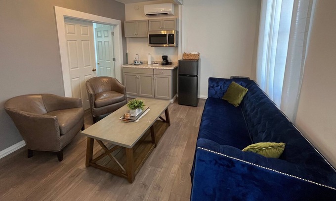 Howard Casa | Beautiful home in downtown Howard!