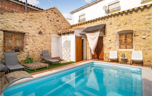 El Colmenar Casa | Beautiful Home In El Colmenar With Wifi