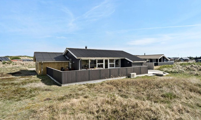 Bjerregard Strand Casa | Acogedora casa en Hvide Sande con sauna
