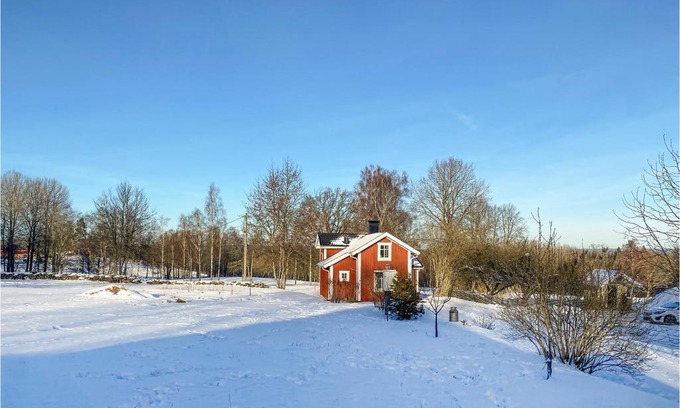 Hestra Casa | Beautiful Home In Hestra With Wifi