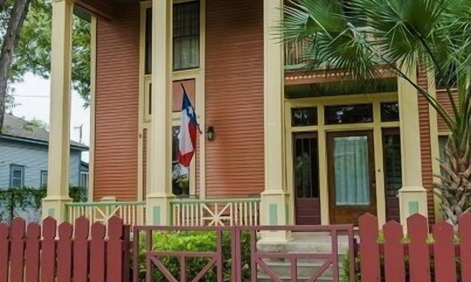 Southtown Casa | Hermosa casa en barrio histórico