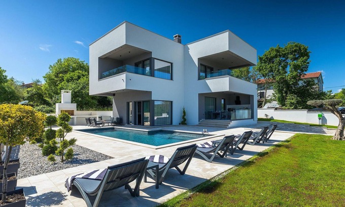 Rakalj Casa | Hermosa casa en Krnica con sauna