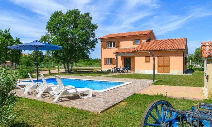 Kapelica Casa | Hermosa casa en Labin con WiFi