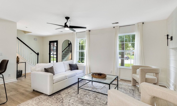 Antioch Casa | Beautiful Home in Metro Nashville