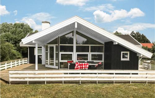 Nakskov Casa | Beautiful Home In Nakskov With Sauna