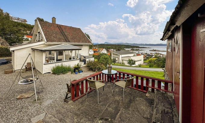 Nedstrand Casa | Hermosa casa en Nedstrand con WiFi