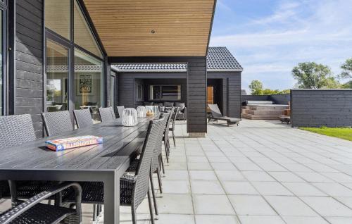 Hasmark Strand Casa | Beautiful Home In Otterup With Sauna