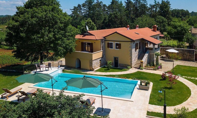 Heki Casa | Hermosa casa en Pazin