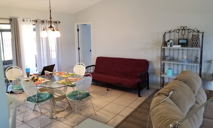 Hobe Sound Casa | Beautiful Home in Quaint Neighborhood