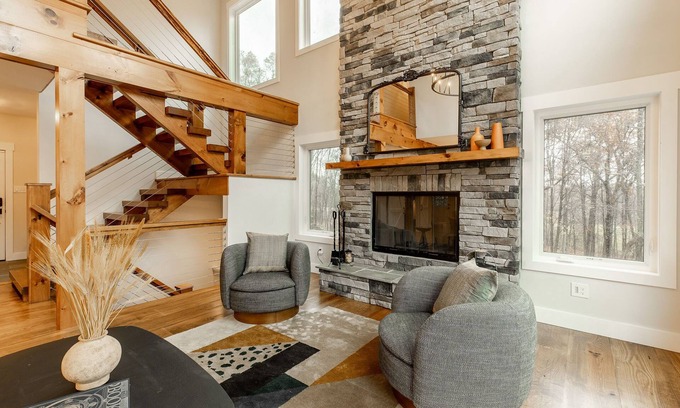 High Falls Casa | Beautiful Home in Stone Ridge