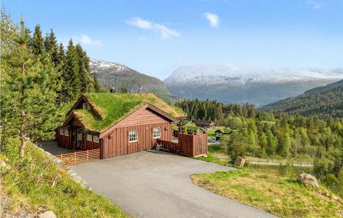 Stryn Casa | Beautiful Home In Stryn With Kitchen