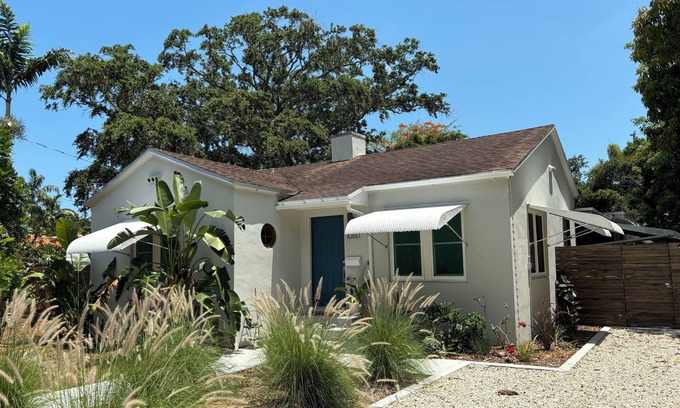 Biscayne Park Casa | Beautiful Home in the Lush and Charming Neighborhood of Biscayne Park