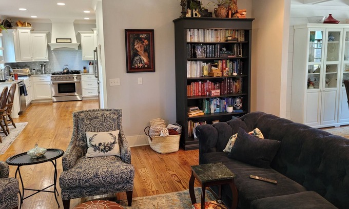 Harrison Casa | Beautiful home located just 2 miles from Lake Chickamauga!