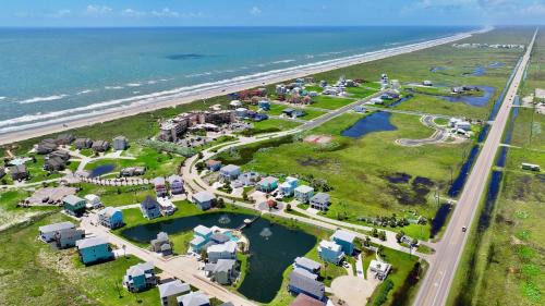 Port Aransas Casa | Beautiful home near the dunes