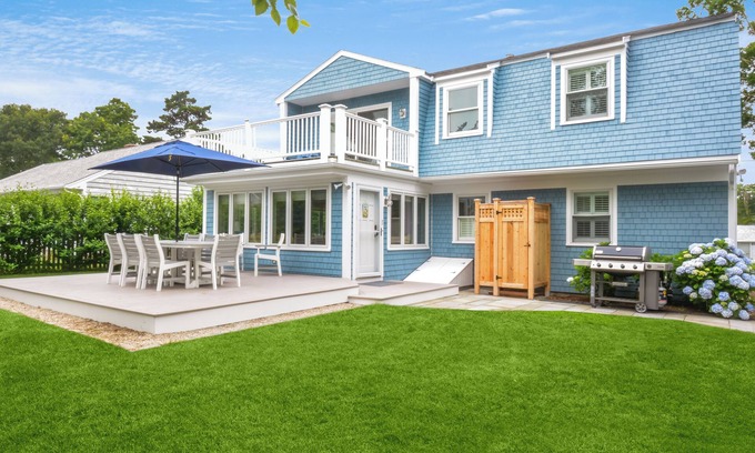 Popponesset Casa | Beautiful Home - Short Walk to Private Beach / Central AC