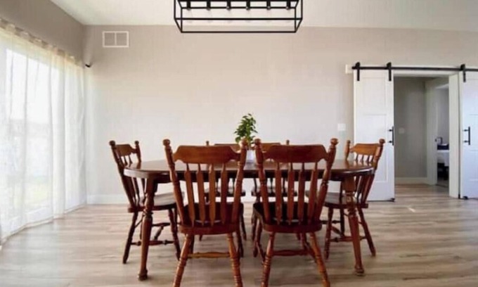 Pocatello Casa | Beautiful Home with an even better view