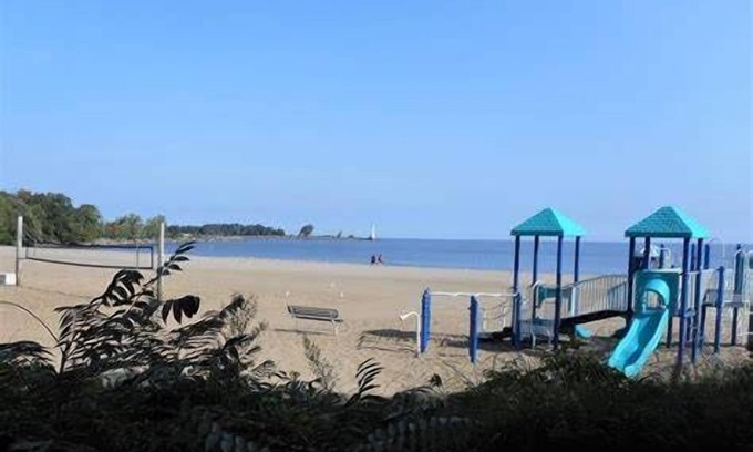 Huron Casa | Beautiful Home with inground pool & boat dock!