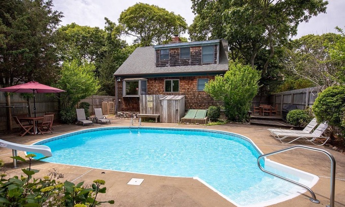East Chop Casa | Hermosa casa con piscina en excelente ubicación