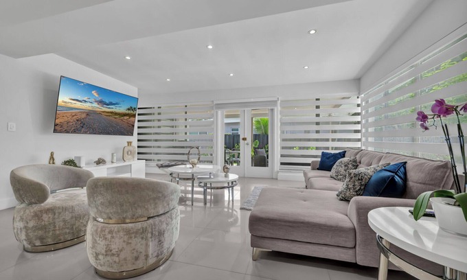 North Miami Beach Casa | Beautiful house in miami, pool and totally remodeled,