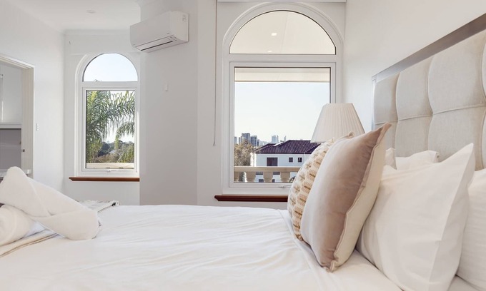 Mount Pleasant Casa | Beautiful House with a view!