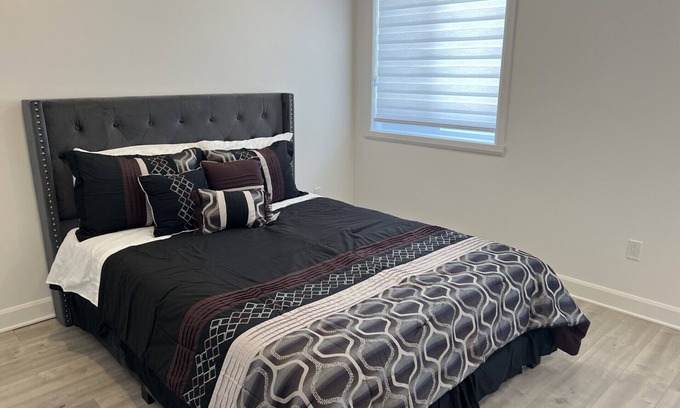 Mont-Tremblant Cabaña | Beautiful House in mont tremblant,ski hills, You will feel like you’re at home.