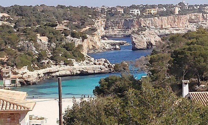 Cala Llombards Casa | Beautiful house for 6 pers. with pool, W-LAN, air conditioning, close to the beach, sea view