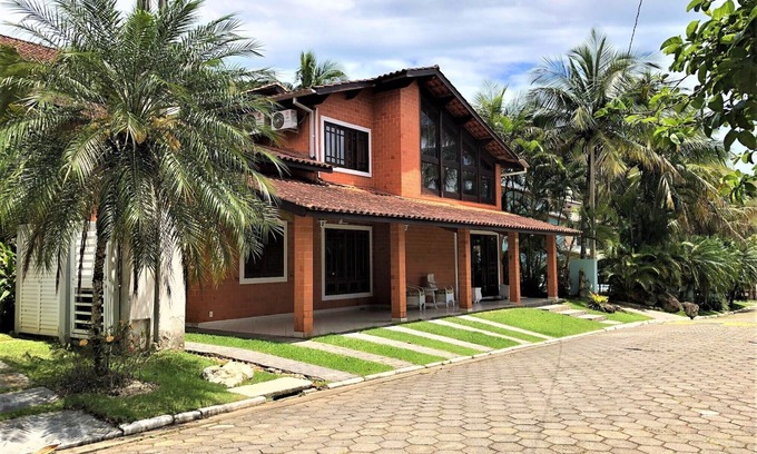 Praia do Pauba Casa | Beautiful house in condominium on Paúba beach