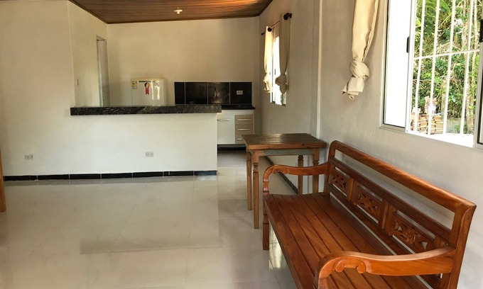 Guarau Casa | Belíssima casa frente a la Playa y Río Guaraú