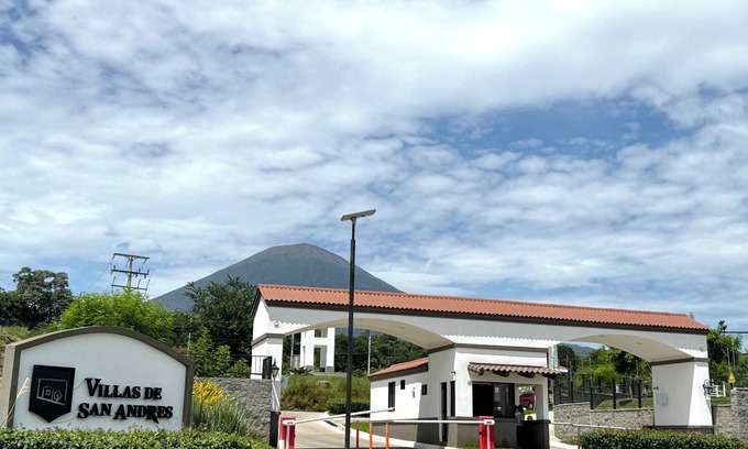 Puerto Barillas Casa | Linda casa en la zona más exclusiva de San Miguel