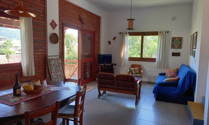 Campeche Norte Casa | Hermosa casa, gran jardín, vista al atardecer y a las colinas, televisión por cable, wi-fi 6 personas