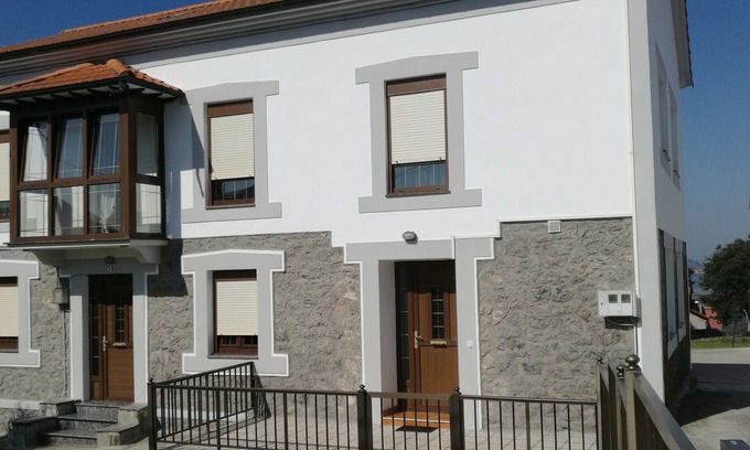 Pedrena Casa | Preciosa casa con jardín en la bahía de Santander
