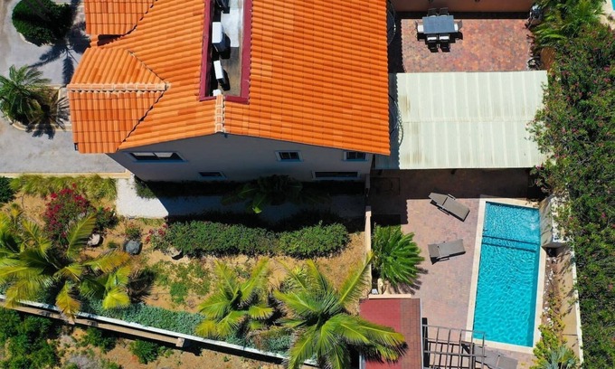 Kamay Casa | BONITA CASA CON PISCINA PRIVADA EN LA COSTA DE ORO