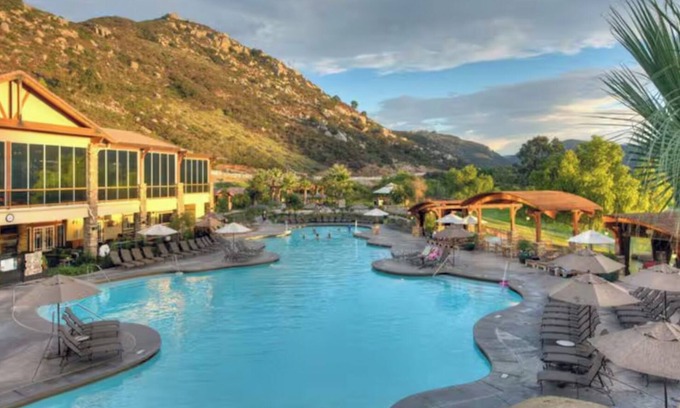 Lawrence Welk Resort Village Condominio | Beautiful Hyatt Welk Resort 2-bedroom 2-bath condo March availability