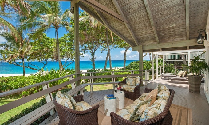 Pupukea Casa | Hermoso estilo isleño frente al mar con aire acondicionado y terraza cubierta