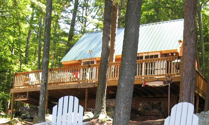 West Alton Cabina | Hermosa isla lugar de vacaciones en el lago Winnipesaukee Plazas 10 Personas