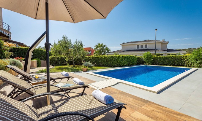 Banjole Apartamento | Beautiful Istrian apartment with private pool and charming garden