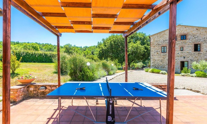 Collalto Casa | Bonito apartamento en villa para 16 personas con WIFI, A/C, piscina privada, TV y patio