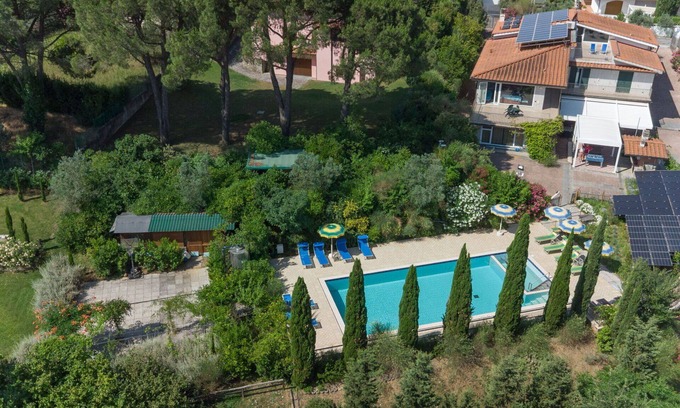 Montelupo Fiorentino Villa | Estupenda casa de vacaciones con A/C, WIFI, piscina privada, TV, terraza, vista panorámica