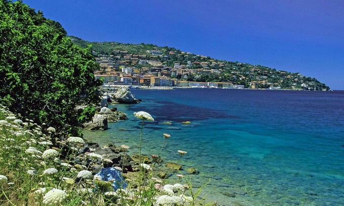 Monte Argentario Casa | Maravillosa casa de vacaciones privada con WIFI, TV, patio, mascotas permitida y aparcamiento