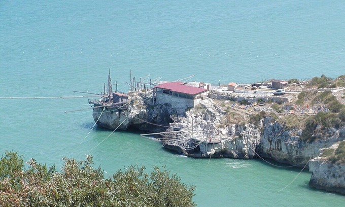 Vico del Gargano Villa | Hermosa villa italiana con vistas a la piscina del mar Adriático Puglia Apulia