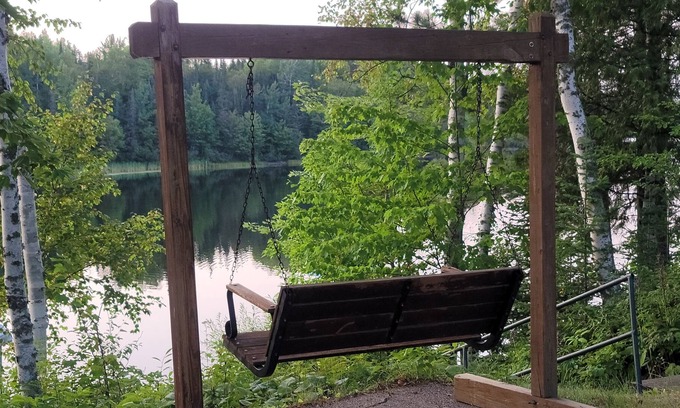 Melrude Cabina | Beautiful Lake Cabin in Alborn MN