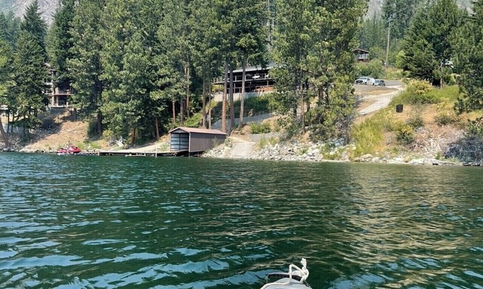 Bayview Casa | Beautiful Lake Front Property