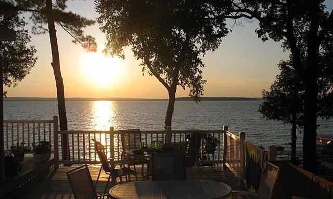 Indian River Cabaña | Gran Lago Casa En Hermosa Burt Lake. Indian River comerciales y campos